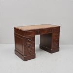 1520 7138 WRITING DESK